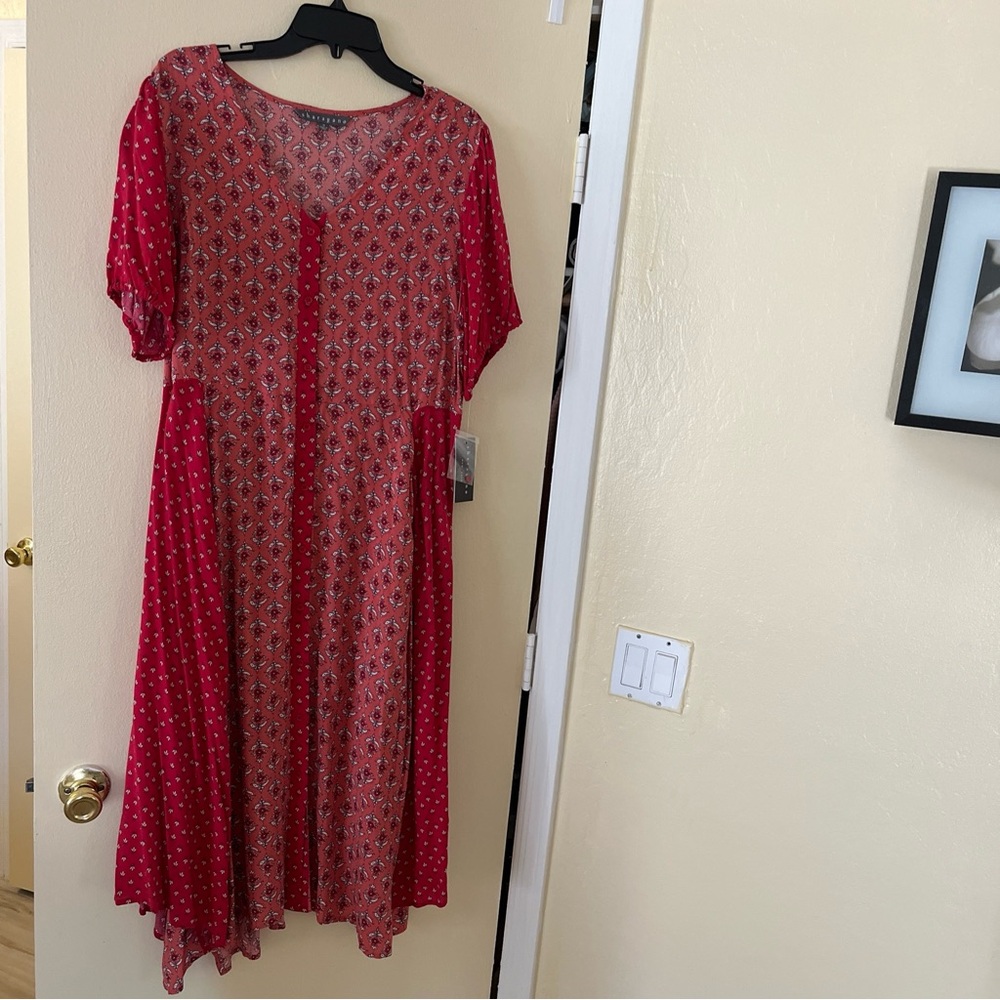 Sharagano Red Floral Asymmetrical Hem Short Sleeve Beautiful Dress NWT$90 S 16